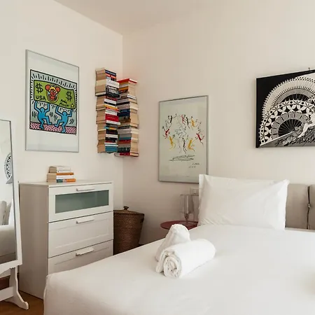 Youhosty - Broletto 37 Appartement