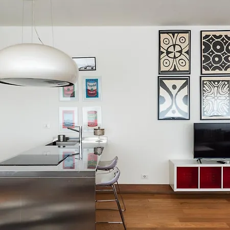 Youhosty - Broletto 37 * Milan